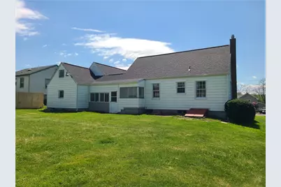 819 Allegheny Ave, Shenango Township, PA 16101 - Photo 2