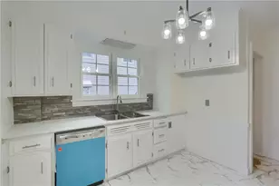 203 E Sheridan Ave, New Castle, PA 16105 - Photo 8