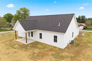 16 Margaret St, South Union Township, PA 15401 - Photo 16