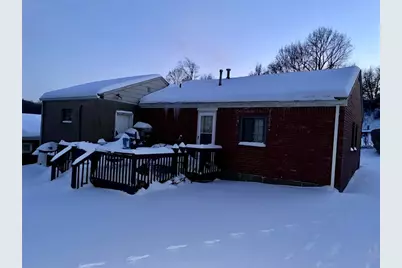 719 Memory Ln, Liberty Boro, PA 15133 - Photo 2
