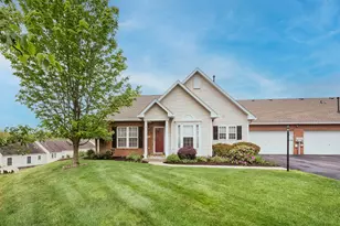 6054 Belle Terre Ct, South Fayette, PA 15017 - Photo 2