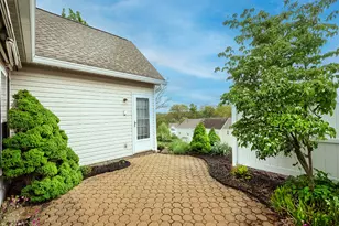 6054 Belle Terre Ct, South Fayette, PA 15017 - Photo 6