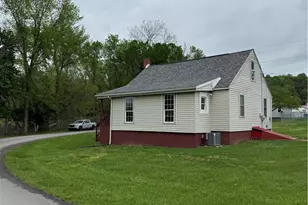 802 8th St, Jefferson/Mather, PA 15346 - Photo 8