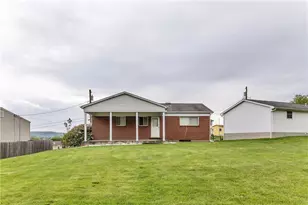 217 Eleanor Dr, Latrobe, PA 15650 - Photo 32