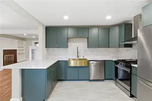 934 Maplewood Ave, Economy, PA 15003 - Photo 8