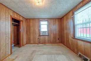 1070 Maple Ave, South Strabane, PA 15301 - Photo 14