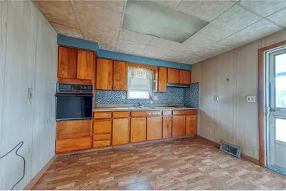 1070 Maple Ave, South Strabane, PA 15301 - Photo 10