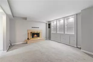 105 Oxford Dr, West Mifflin, PA 15122 - Photo 20