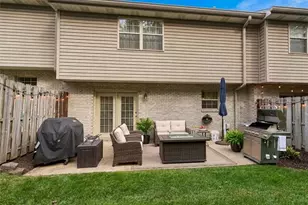 511 Parkview Dr, Pittsburgh, PA 15236 - Photo 2