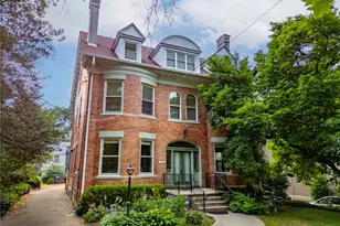 1084 Shady Ave, Pittsburgh, PA 15232 - Photo 2