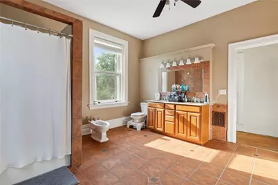 1084 Shady Ave, Pittsburgh, PA 15232 - Photo 28