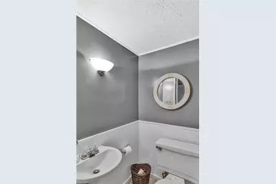 645 Blue Ridge Rd, Pittsburgh, PA 15239 - Photo 20