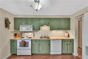 645 Blue Ridge Rd, Pittsburgh, PA 15239 - Photo 8