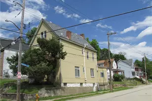 527 Delmont Ave, Pittsburgh, PA 15210 - Photo 2