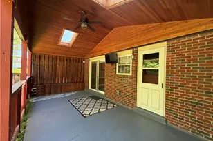 460 Temona Dr, Pittsburgh, PA 15236 - Photo 10