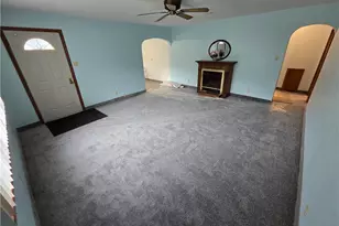 3631 Sample Rd, Hermitage, PA 16148 - Photo 8