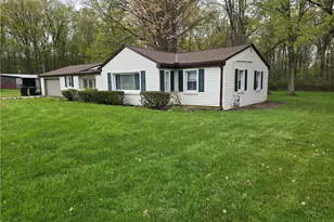 3631 Sample Rd, Hermitage, PA 16148 - Photo 4