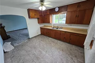 3631 Sample Rd, Hermitage, PA 16148 - Photo 10