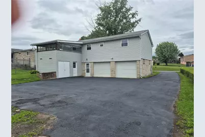 22 W Glennis Dr, Hempfield Township, PA 15601 - Photo 16