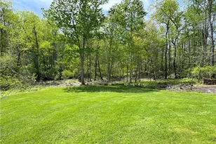 148 Poverty Hollow Rd, Hempfield Township, PA 15625 - Photo 12