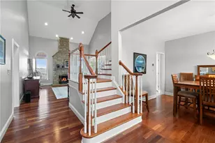 2301 Shamrock Ln, Canonsburg, PA 15317 - Photo 8