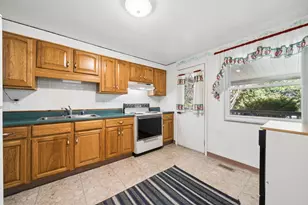 1361 Conway St, Hempfield Township, PA 15601 - Photo 8