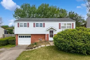 1361 Conway St, Hempfield Township, PA 15601 - Photo 2