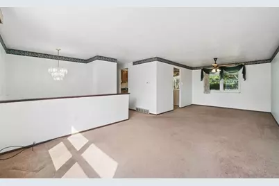 1361 Conway Street, Hempfield Township, PA 15601 - Photo 6