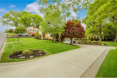5330 Tomfran Dr, Pittsburgh, PA 15236 - Photo 4