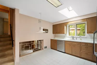 5330 Tomfran Dr, Pittsburgh, PA 15236 - Photo 14