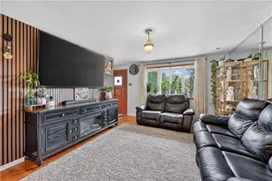 5164 Curry Rd, Pittsburgh, PA 15236 - Photo 8