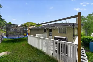 5164 Curry Rd, Pittsburgh, PA 15236 - Photo 32