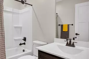 516 Dogwood Ln, Cecil, PA 15057 - Photo 34