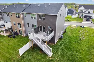 516 Dogwood Ln, Cecil, PA 15057 - Photo 38