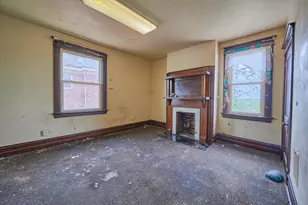 2044 Brownsville Rd, Pittsburgh, PA 15210 - Photo 20