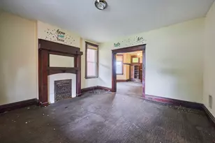 2044 Brownsville Rd, Pittsburgh, PA 15210 - Photo 10