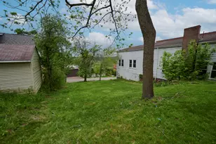 2044 Brownsville Rd, Pittsburgh, PA 15210 - Photo 6