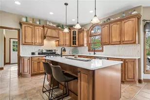 1098 Government Rd, Penn Twp, PA 15642 - Photo 16