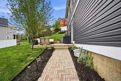 27 Natchez St, Pittsburgh, PA 15211 - Photo 44