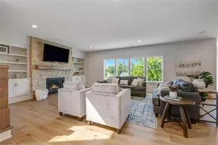 153 Wild Briar Dr, Peters Township, PA 15361 - Photo 2