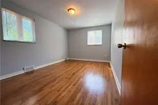 91 Poplar St, Green Tree, PA 15205 - Photo 12