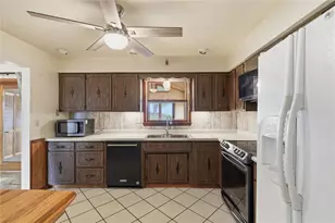 129 Ray Dr, Rostraver, PA 15012 - Photo 18