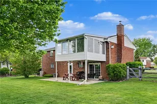 156 Westwood Manor, Twp of But NW, PA 16001 - Photo 4