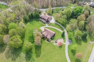 481 Chicora Fenelton Rd, Donegal, PA 16025 - Photo 2