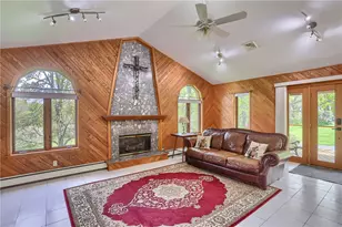481 Chicora Fenelton Rd, Donegal, PA 16025 - Photo 18