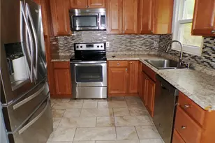 309 Larkwood Ct, Cranberry Township, PA 16066 - Photo 4