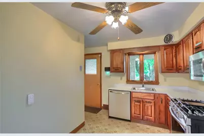 2467 Nicholson Road, Pittsburgh, PA 15143 - Photo 22