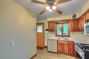 2467 Nicholson Rd, Pittsburgh, PA 15143 - Photo 22