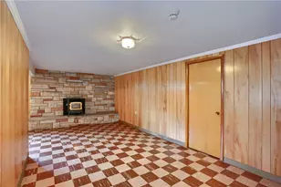 2467 Nicholson Rd, Pittsburgh, PA 15143 - Photo 32