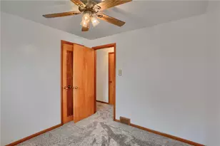 2467 Nicholson Rd, Pittsburgh, PA 15143 - Photo 28